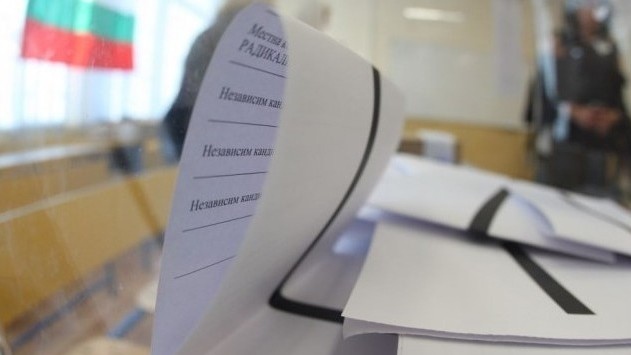 Три седмици преди изборите политическите нагласи на избирателите остават фрагментирани