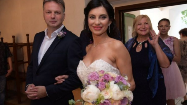 Водещият на Новините на NOVA Николай Дойнов се ожени Той
