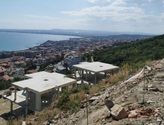 Над 60 граждани на Русия Великобритания Израел Полша и България