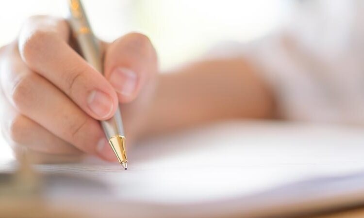 Положителна тенденция показват резултатите и на двата изпита след VII