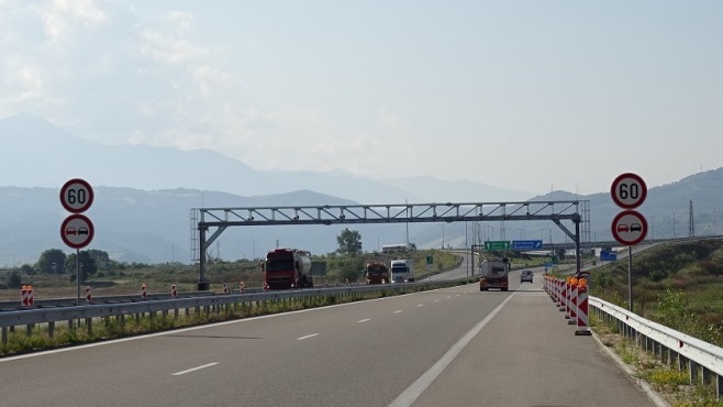 Милиони са загубени от безконтролни плащания това заявиха на брифинг