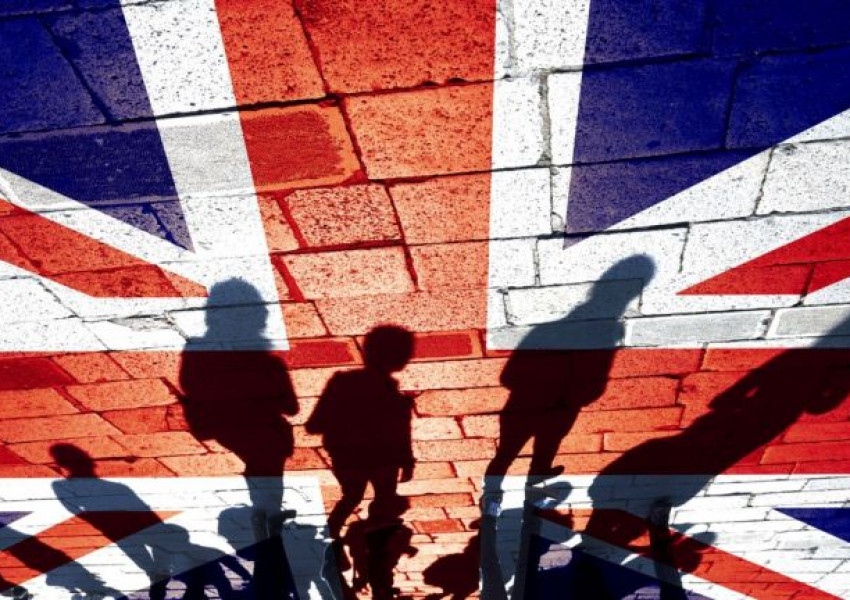 Над 50 000 европейски граждани са кандидатствали за право на