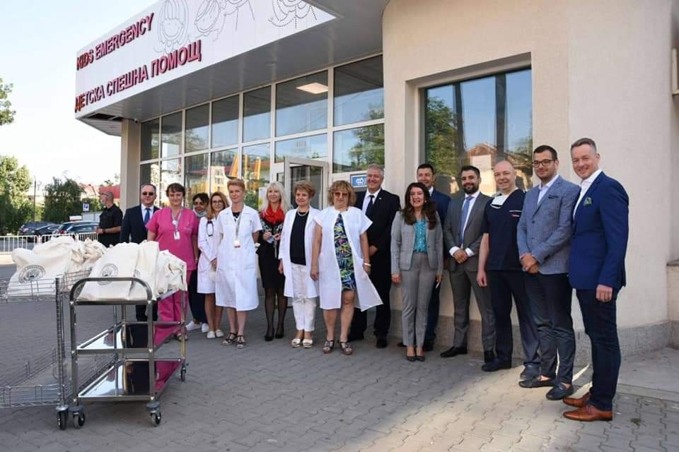 Нейно превъзходителство посланикът на САЩ в България Херо Мустафа отбеляза