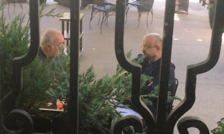 Бащата на фалшивите новини Бабикян и стратегът на ДПС Костадинов