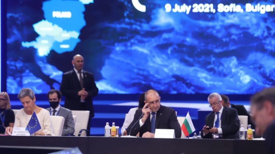 Според президента Румен Радев реализацията на приоритетните проекти на инициативата