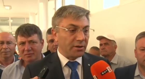 В България за последните 12 години виждаме че има криза