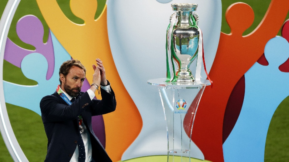 Селекционерът на Англия Гарет Саутгейт обяви че иска да остане