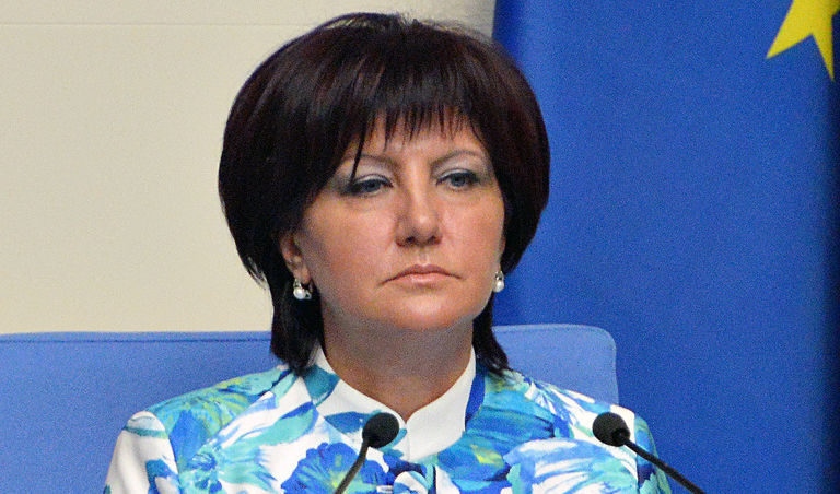 Бившият председател на Народното събрание Цвета Караянчева добила преди изборите