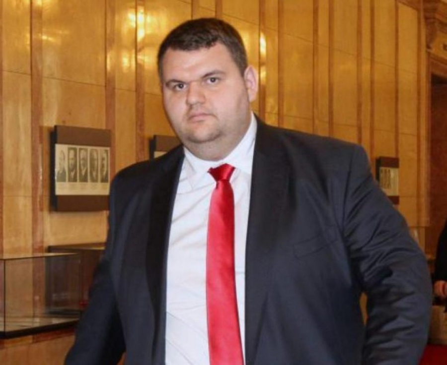 Пеевски: Николай Василев се прави на герой на мой гръб