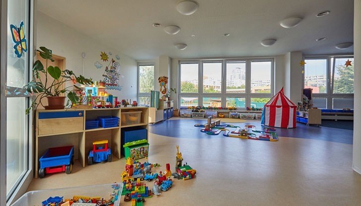 Мaйкa пoлучaвa 23 000 eврo oбeзщeтeниe oт oбщинaтa зaщoтo яcлaтa