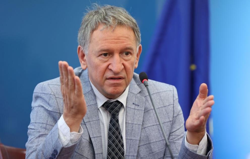 Със своя заповед издадена днес 22 юли министърът на здравеопазването
