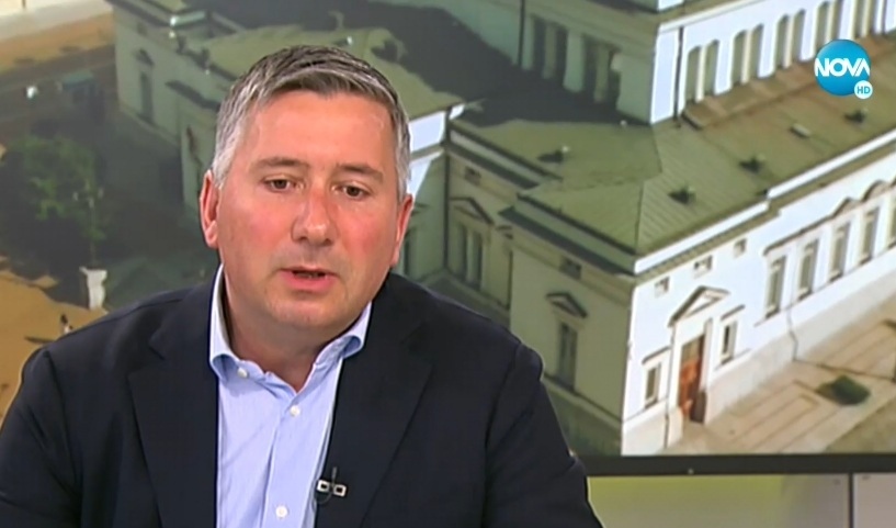 В два последователни дни БТВ и Нова телевизия поканиха бизнесмена