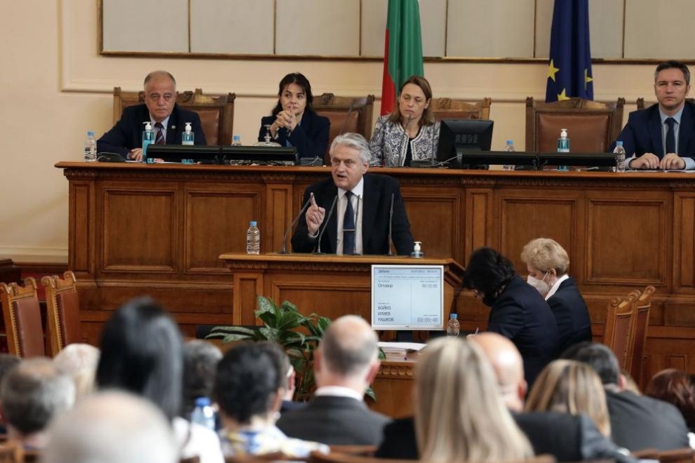 Напрежението между ГЕРБ и Бойко Рашков продължава да расте Отново