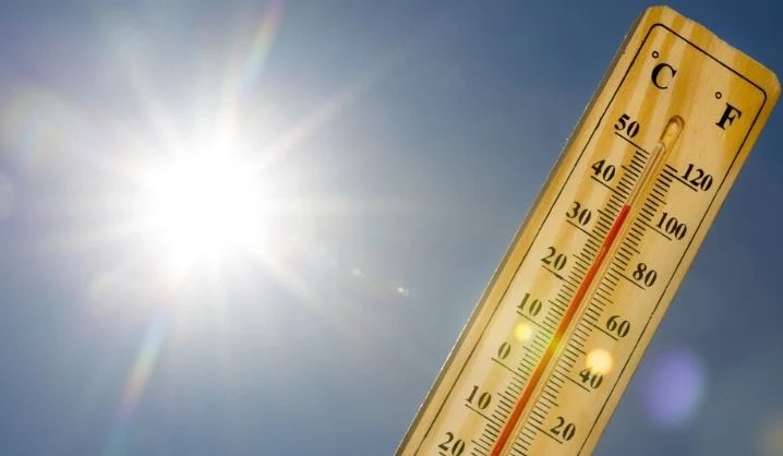От 13 до 43 градуса през август