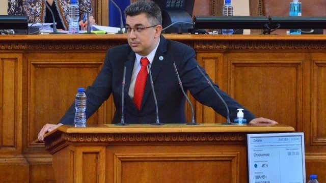 Има такъв народ представи предложението си за кабинет