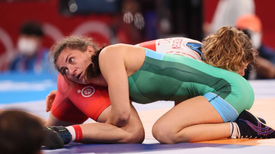 Евелина Николова ще се бори в четвъртък за бронзовия медал