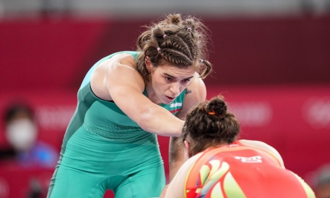 Тайбе Юсеин постигна бърза победа в битката за бронза на