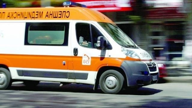 Майка и дете бяха блъснати на пешеходна пътека в столичния