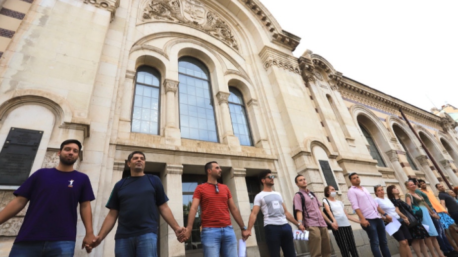 Спаси София инициира протест пред Централните хали в София Поводът