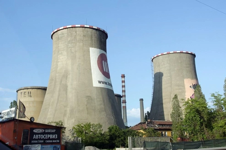 Пускат по-рано топлата вода на абонатите на ТЕЦ София