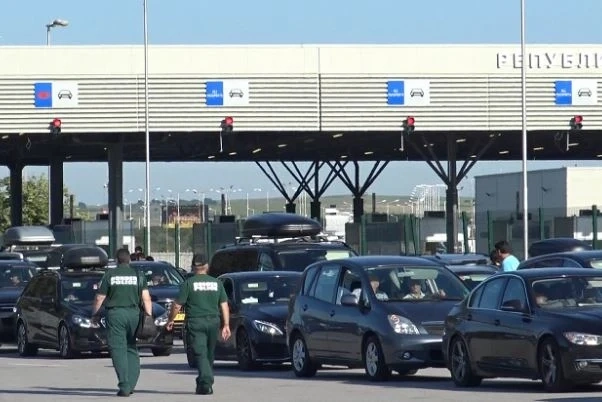 Президентът Радев отива утре на Капитан Андреево да се запознае с мерките срещу мигрантския натиск