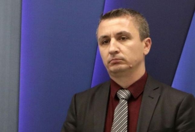 Янев махна човек на ИТН от зам.-министър на енергетиката