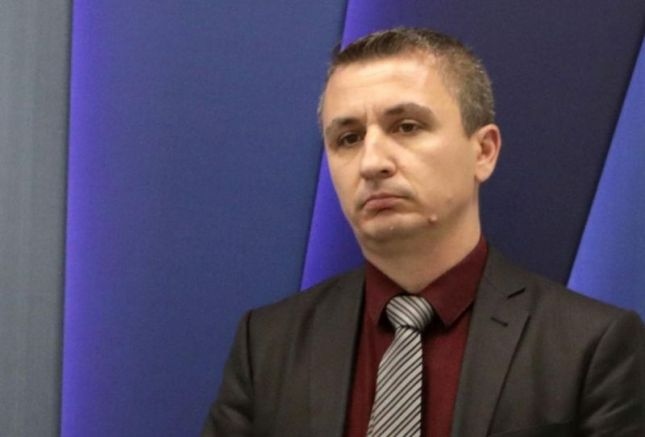 Със заповед на министър председателя Стефан Янев от длъжността заместник министър на