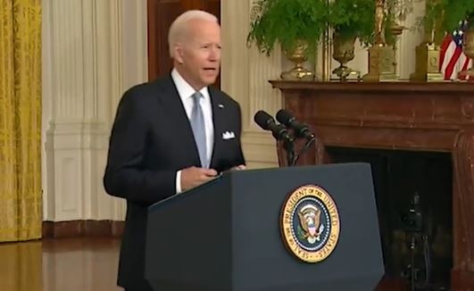 Рейтингът на американския президент Джо Байдън се срина до най ниското