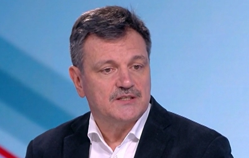 Ако гледаме тенденциите почти сигурно е че учебната година трябва