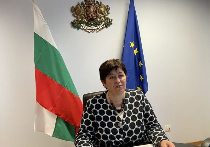 Министър Балтова проведе среща с представители на туристическия сектор за