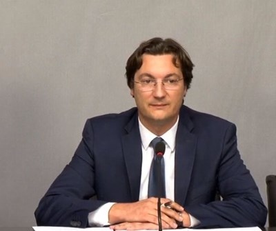 Трифонов с вчерашното си интервю директно с две изречения ни