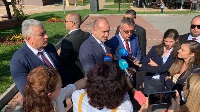 Президентът Румен Радев заяви че българските гранични пунктове трябва да