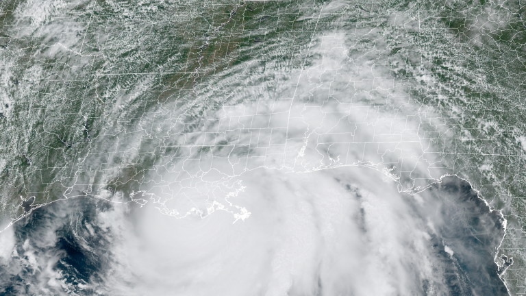 Ураганът Айда остави Ню Орлиънс който е най гъсто населеният град