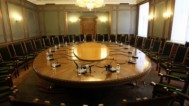 Правната комисия на НС прие на първо четене и трите