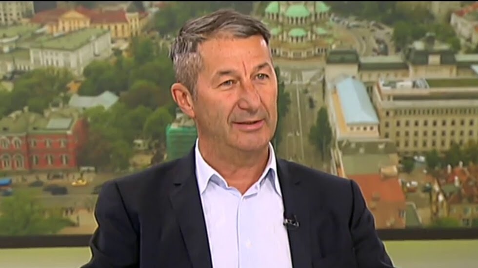 Няма промяна в състоянието на г н Владимир Каролев който продължава