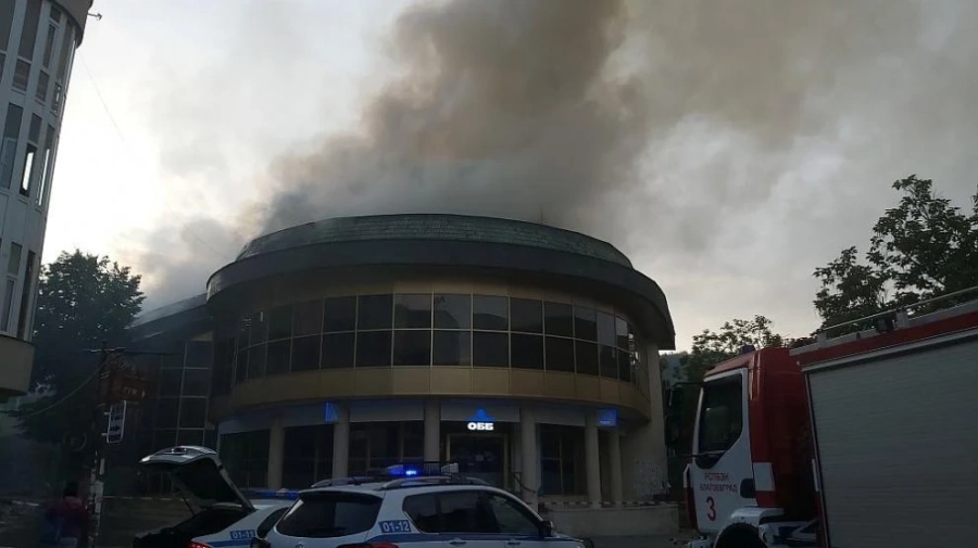 Голям пожар в центъра на Благоевград