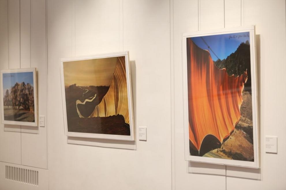 Официално откриха изложба посветена на проекта за опаковане на триумфалната