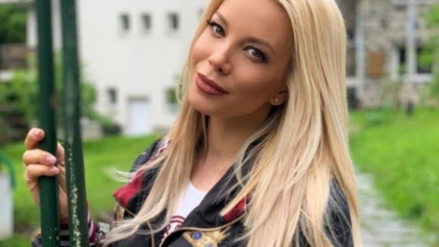 Поп фолк певицата Емилия изненадващо в средата на юли отмени