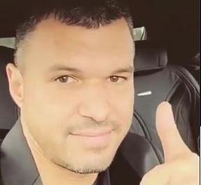 Сексапилна блондинка е новото гадже на Валери Божинов Нападателят на Левски