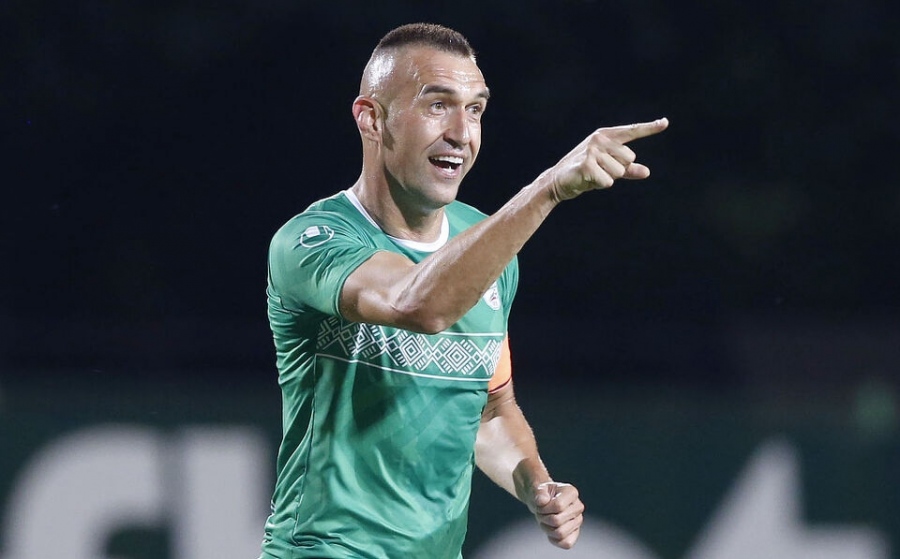 Мартин Камбуров счупи рекорда на Петър Жеков, стана голмайстор №1 в историята на България