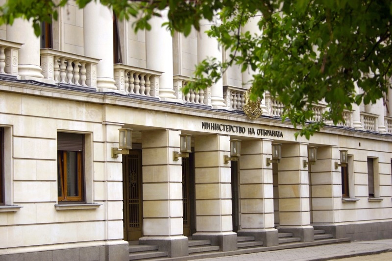 Трибуната на парламента следва да се използва за намиране решения