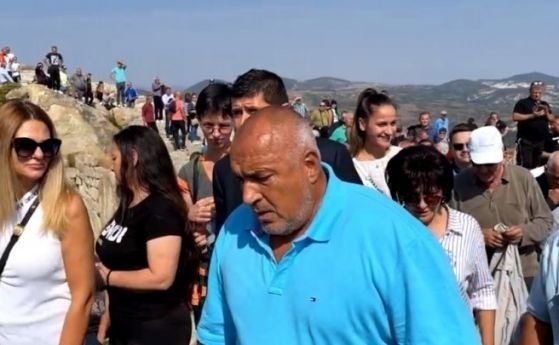 Борисов: Аз злато нямам, а сега пазаруват партии със златни торби