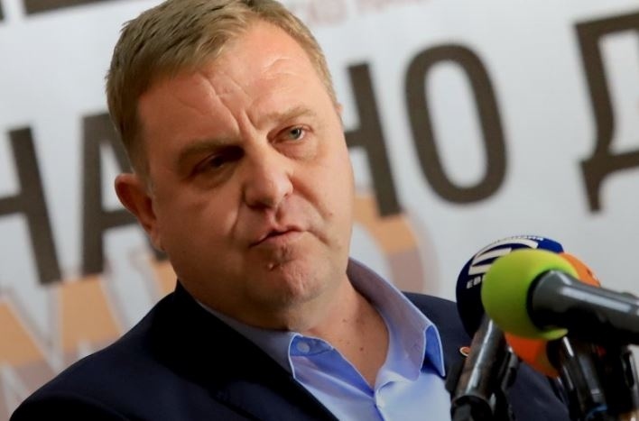 ВМРО се явява сама на изборите, Каракачанов отново ще води листи