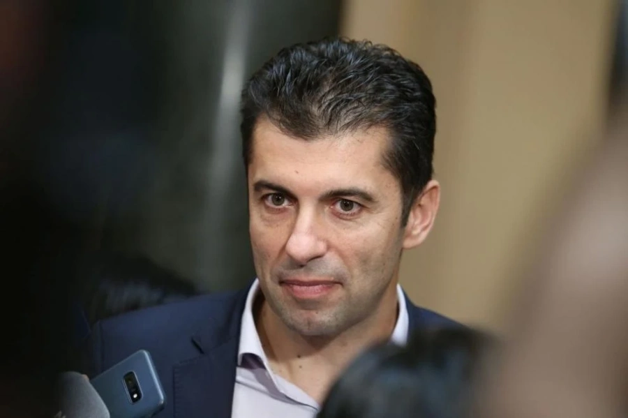 Кирил Петков готов да подпише предизборно споразумение с ДБ и ИБГНИ