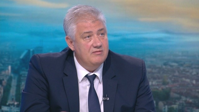 Проф. Балтов: Няма да се занимавам с политика, лекувам хипертонична криза и вече редовно пия хапчета