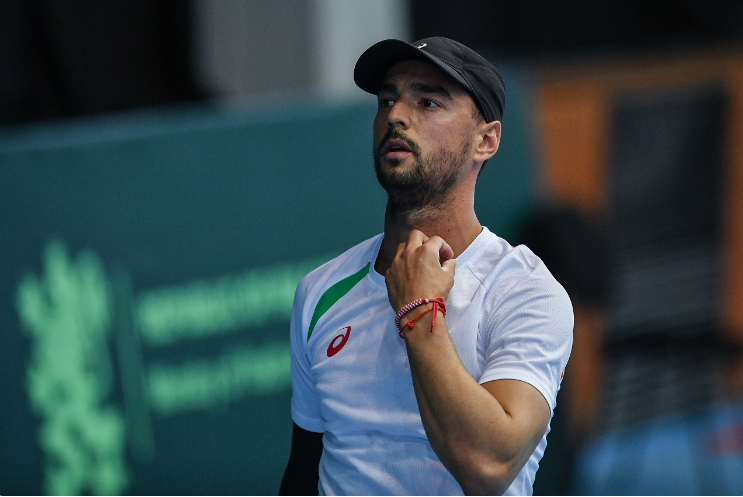 Трима българи ще излязат на корта във вторник в зала