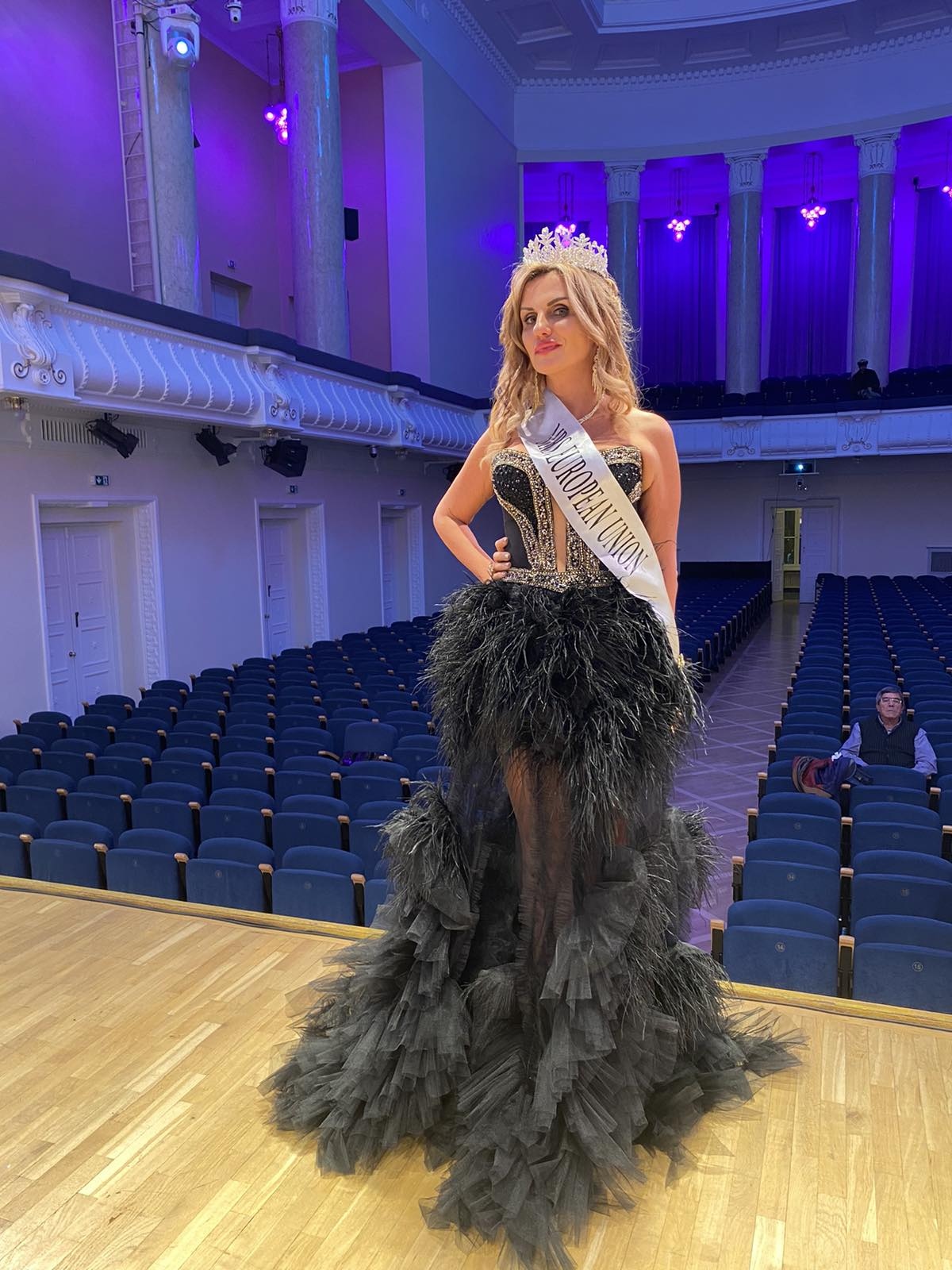 Като носителка на титлата Мисис България 2020 бизнес дамата Мариета