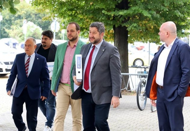 Демократична България е единствената политическа формация която може да гарантира