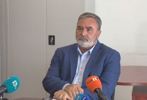 Заведения клубове и дискотеки могат да пускат всички клиенти със