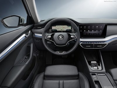 Настоящото трето поколение на Skoda Superb е на пазара от